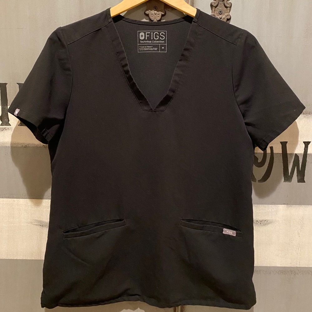 Figs Casma scrubs top